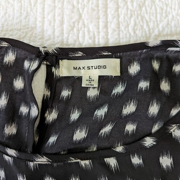 Max Studio Black White Print Popover Blouse - Size Large - Picture 5 of 10